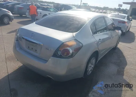 2011 Nissan Altima 2.5 S z USA, uszkodzony, nr VIN 1N4AL2AP8BN488936